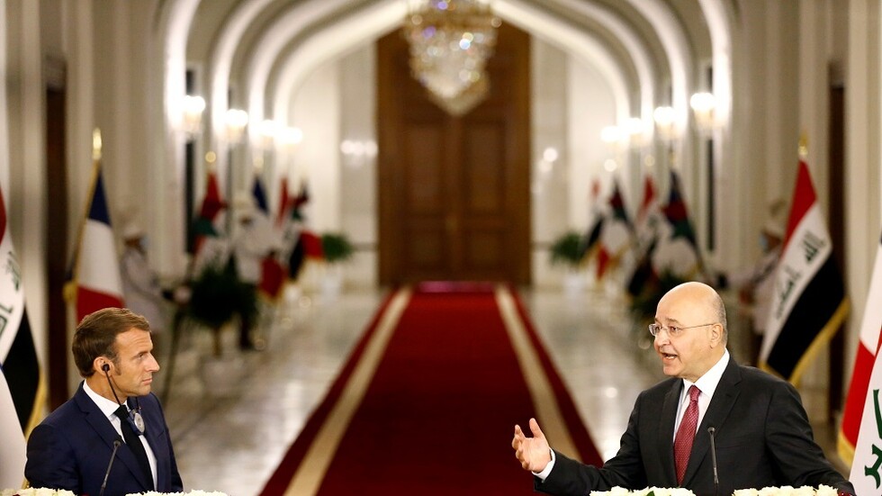 ماكرون: من مصلحة المجتمع الدولي دعم العراق