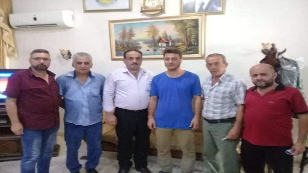 سوريا .. الإفراج عن صحفي بعد 3 أيام من السجن في قضية نشر