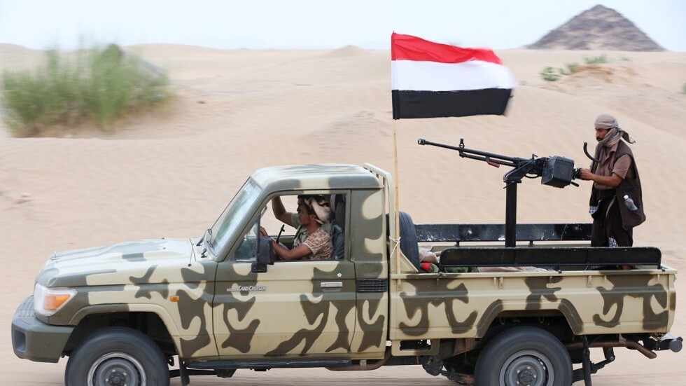 القوات اليمنية المشتركة تعلن إسقاط طائرتين مسيرتين للحوثيين جنوب الحديدة (صورة)