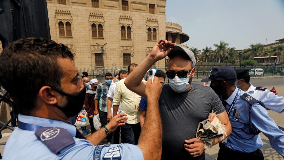 مصر تسجل 17 وفاة و175 إصابة جديدة بفيروس كورونا