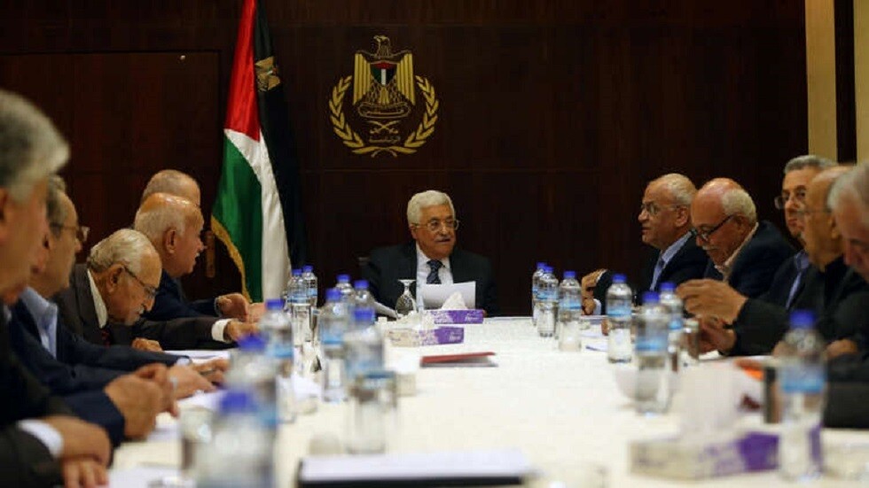السفير الفلسطيني يغادر المنامة عقب استدعائه احتجاجا على إعلان البحرين التطبيع مع إسرائيل