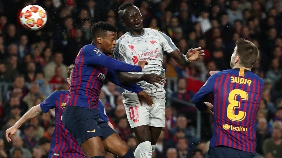 رسميا.. مدافع برشلونة يعلن رحيله عن الفريق
