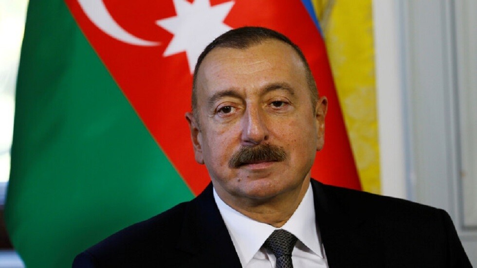 علييف يطالب فرنسا بالاعتذار عن كلمات ماكرون بشأن 