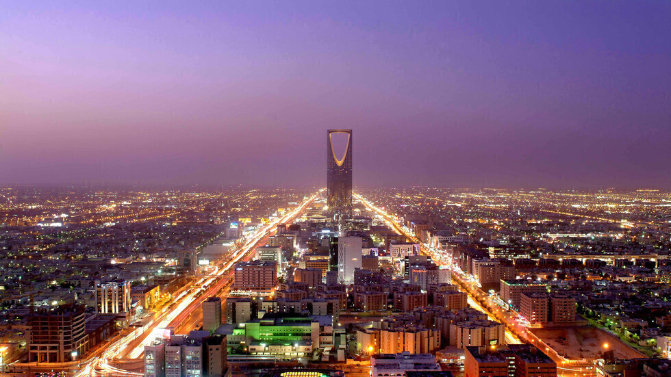 رئيس مجلس الغرف التجارية السعودي يدعو إلى مقاطعة 