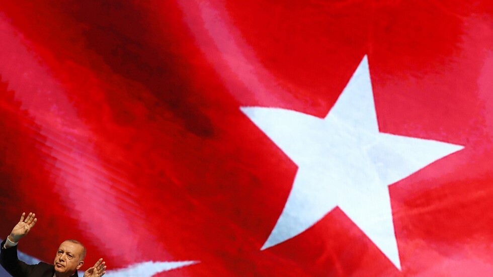 بعد تهديد أردوغان لصحفي بـ"دفع ثمن باهظ".. المحكمة تصادر أملاكه