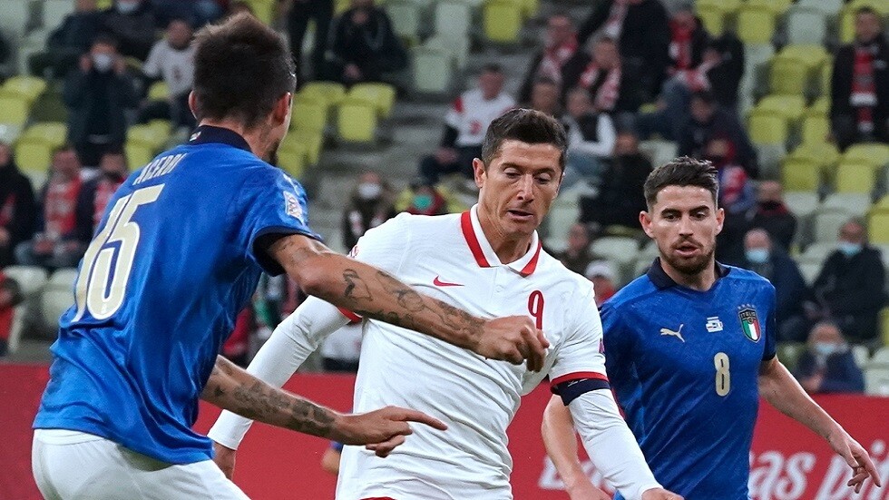 التعادل السلبي سيد الموقف في قمة بولندا وإيطاليا