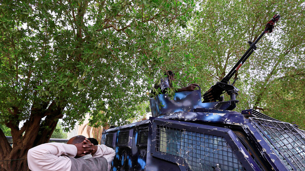 قتلى وجرحى في اشتباكات قبلية شرقي السودان بعد إقالة أحد الولاة
