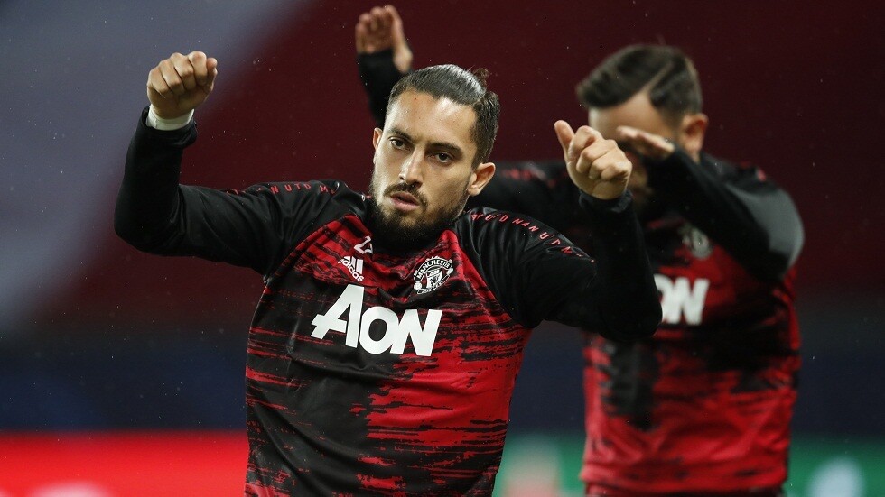 إصابة نجم "الشياطين الحمر" بفيروس كورونا