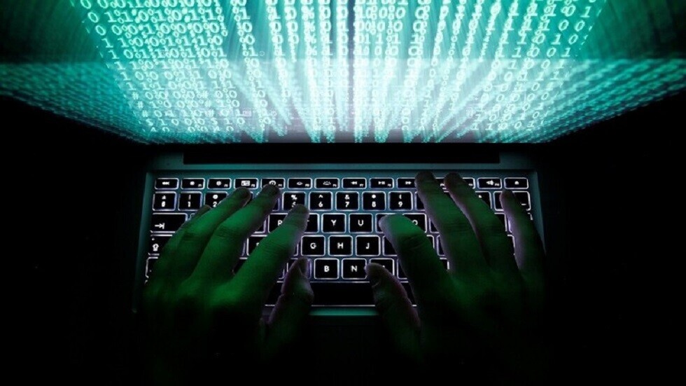 الإمارات.. عقوبة لكل من يحاول الحصول على بيانات حكومية أو سرية بدون تصريح