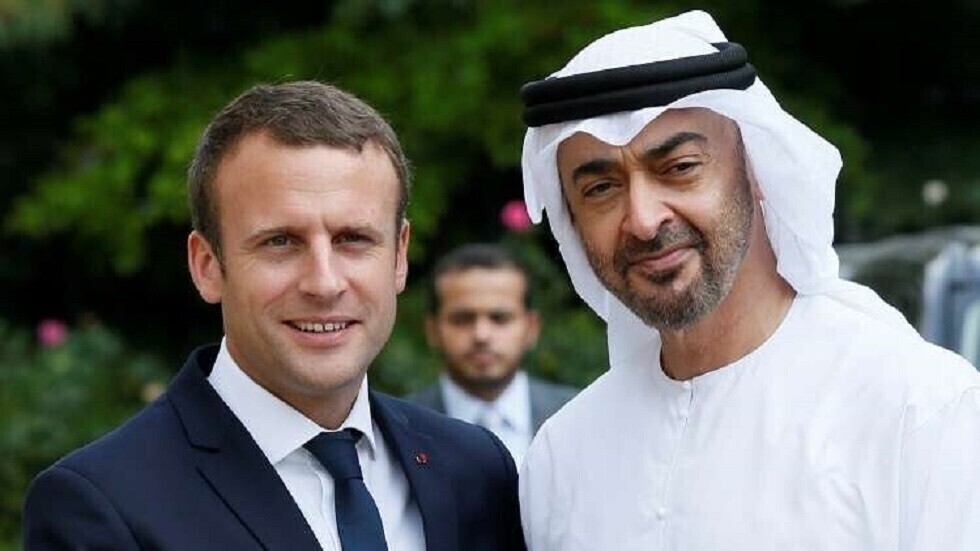 خلال اتصال مع ماكرون.. ولي عهد أبوظبي يدين الهجمات الإرهابية في فرنسا ويؤكد رفضه خطاب الكراهية