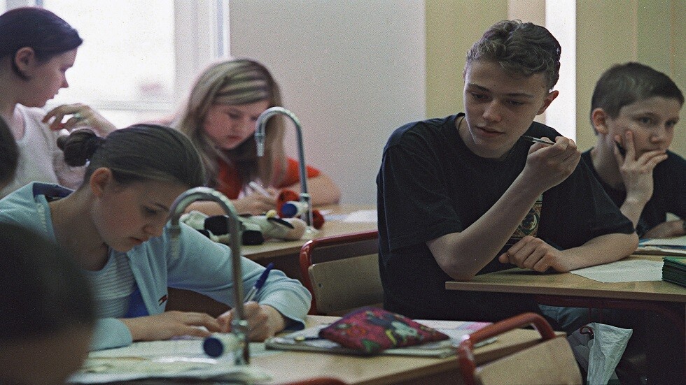 موسكو تمدد فترة تعليم تلاميذ مدارسها عن بعد أسبوعين