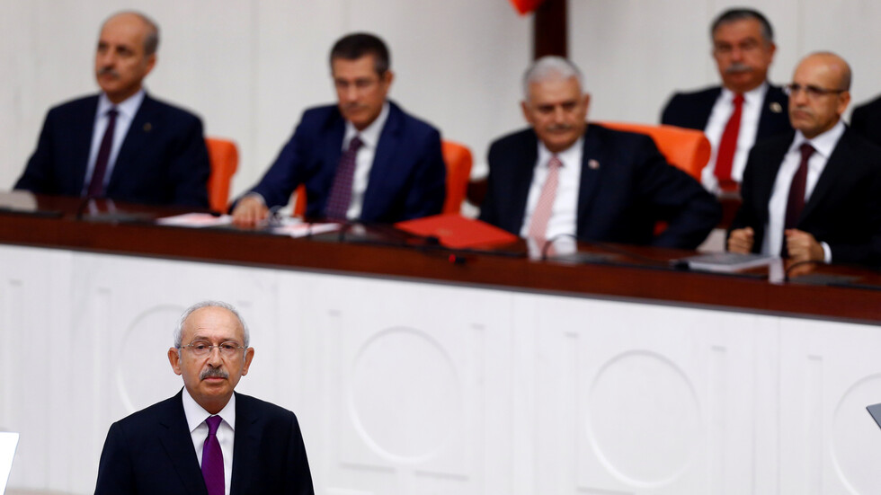قليجدار أوغلو يسبق أردوغان في تهنئة بايدن