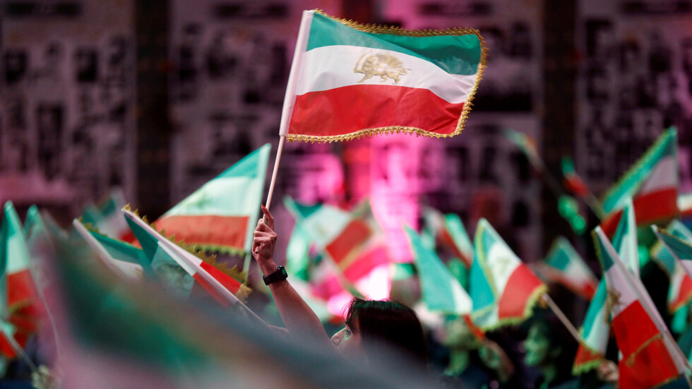 طهران تنتظر عودة البيت الأبيض إلى الصفقة النووية