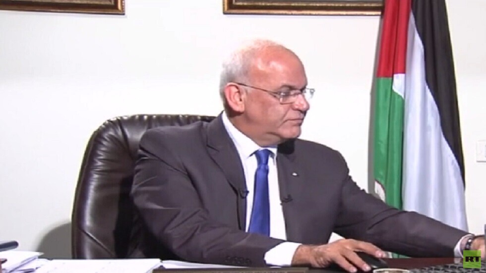 حداد بالمدن الفلسطينية عقب وفاة عريقات