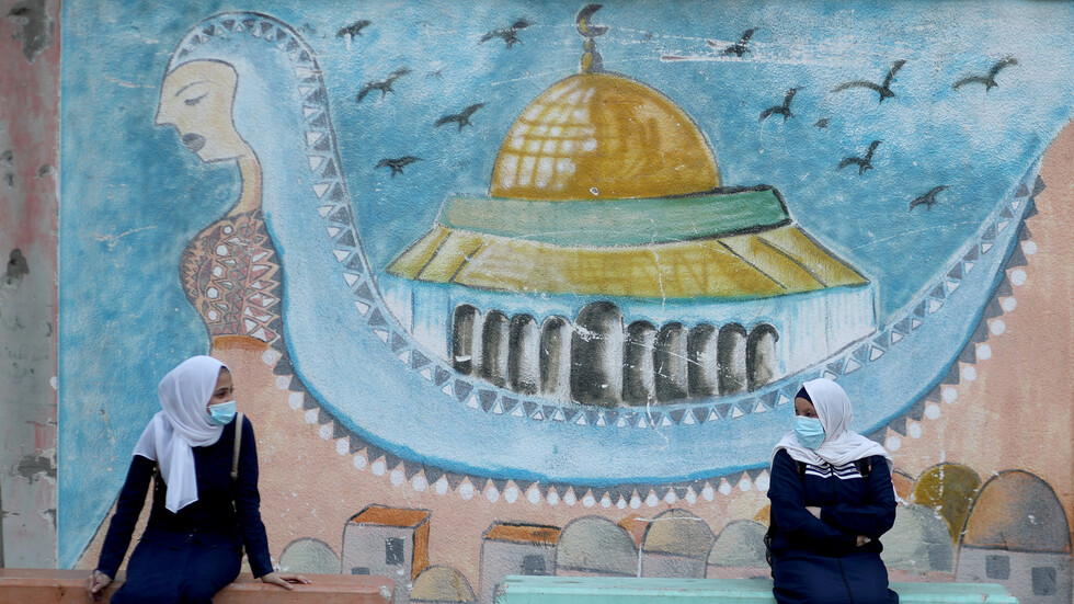 فلسطين..عدد الإصابات بكورونا في الضفة وغزة والقدس أعلى بثلاثة أضعاف الرقم المعلن