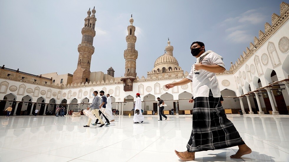 مصر.. دار الإفتاء تشرح الأعذار المسقطة لصلاة الجمعة في المسجد في ظل كورونا