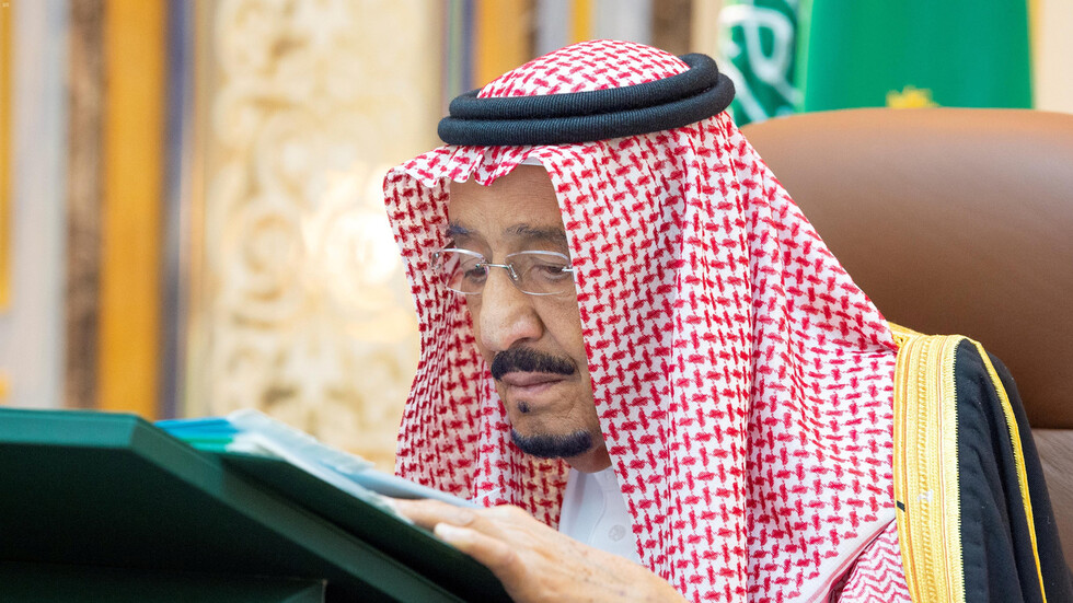 العاهل السعودي يعرب عن سعادته باجتماع قادة دول مجموعة العشرين
