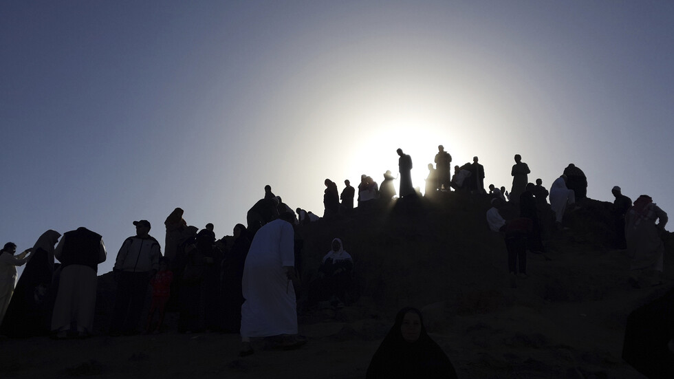 تركيا تحيي ذكرى "نمر الصحراء وحامي حمى المدينة المنورة"
