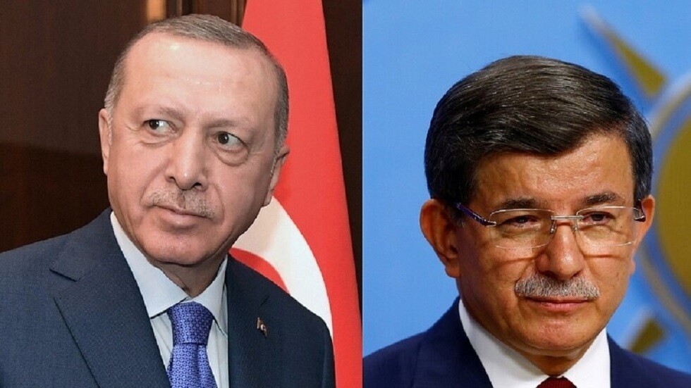 داوود أوغلو: أردوغان يغير رأيه كل يوم