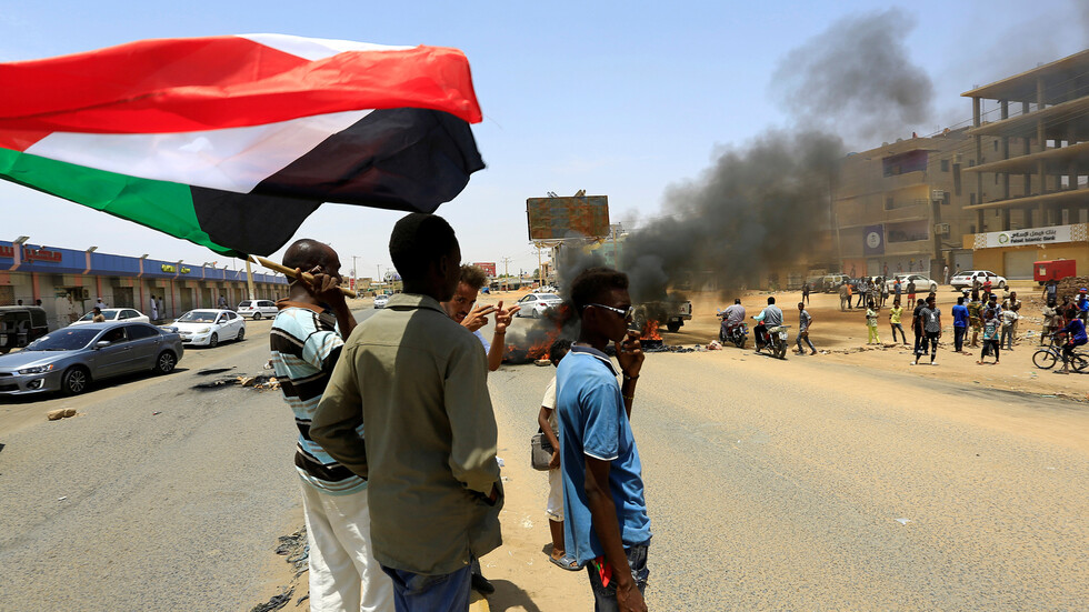 مجلس السيادة في السودان: وفد إسرائيلي زار منظومة الصناعات الدفاعية في الخرطوم