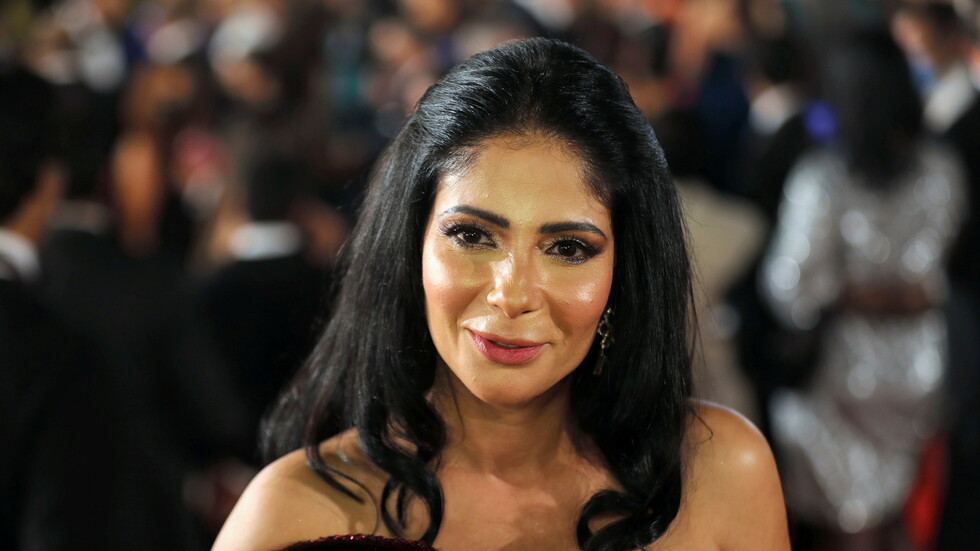 تكريم الفنانة منى زكي في مهرجان القاهرة السينمائي