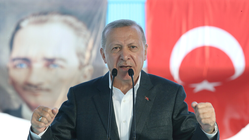 أردوغان: العقوبات الأمريكية بشأن "أس-400" لا تحترم تركيا