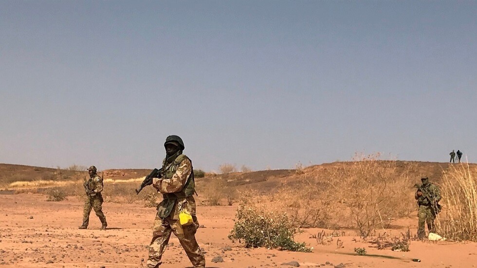 الأمم المتحدة: مسلحون يقتلون 27 شخصا ويحرقون 800 منزل في النيجر