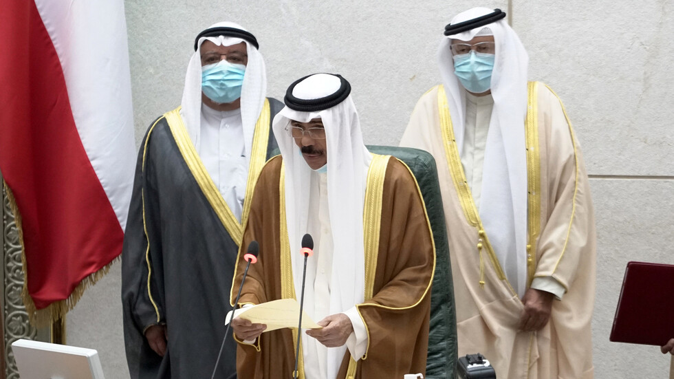 أمير الكويت: لنبتعد عن افتعال الأزمات وتصفية الحسابات