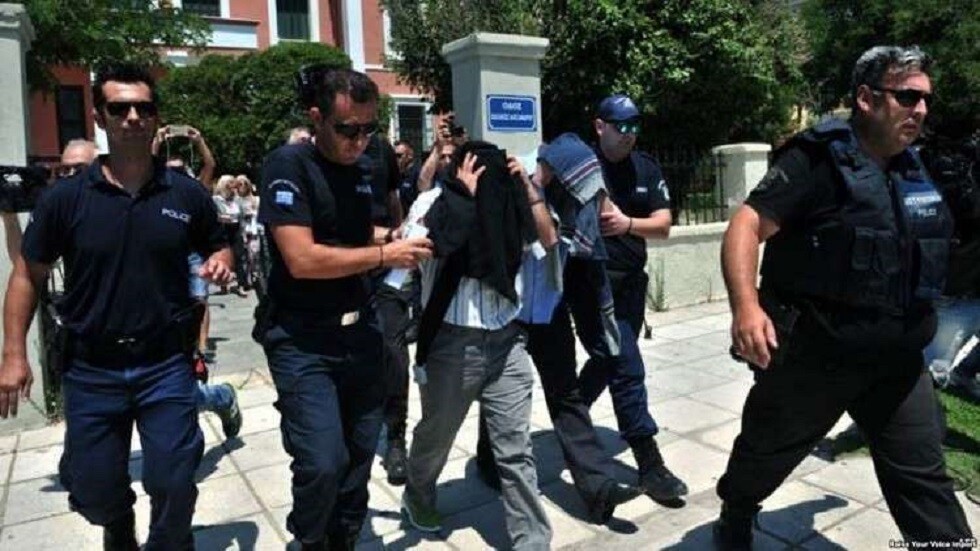 تركيا.. اعتقال 23 شخصا بينهم رئيس بلدية بتهم الرشوة والابتزاز