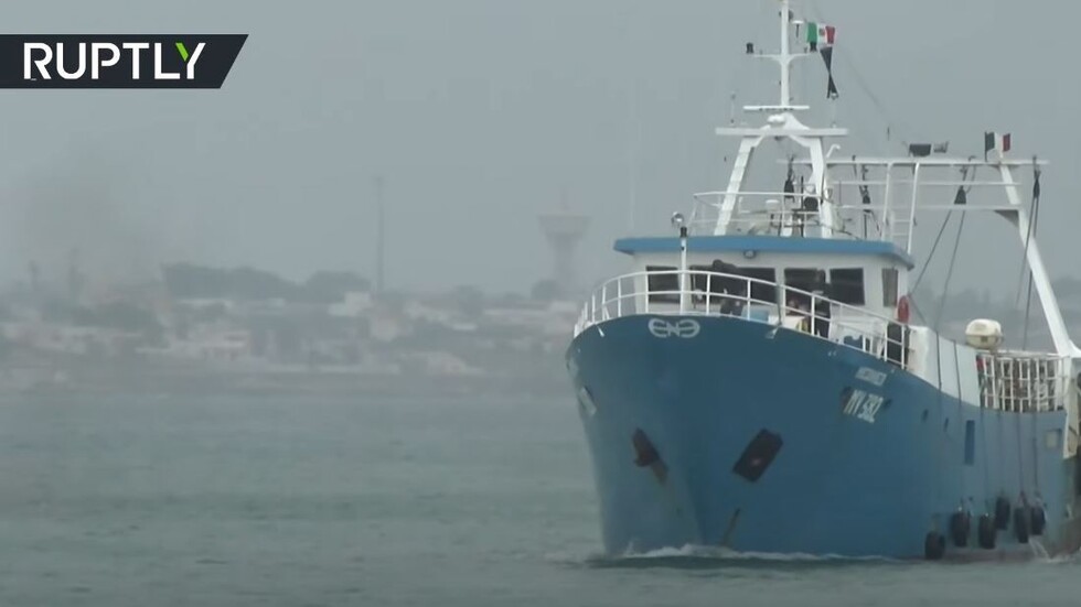 الصياديون يعودون إلى إيطاليا بعد الإفراج عنهم من قبل الجيش الليبي