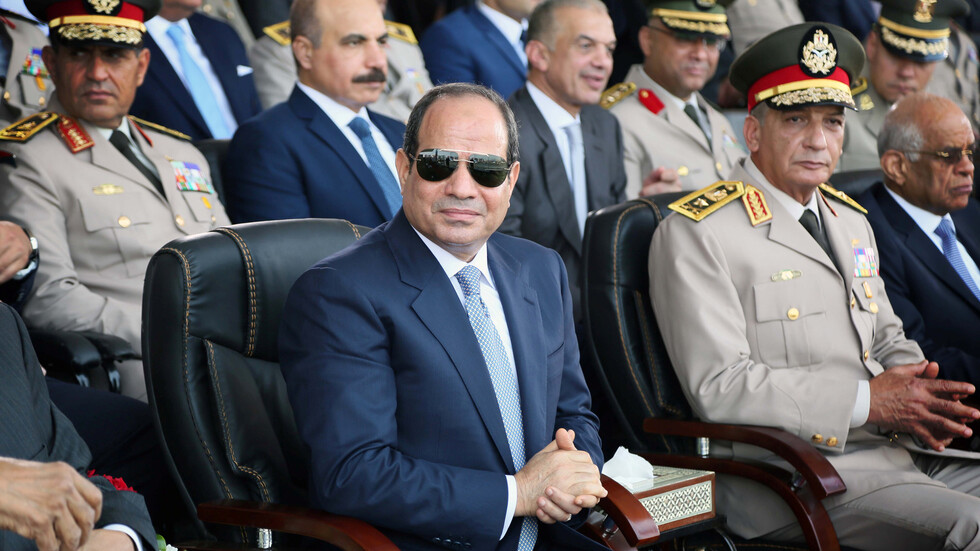 السيسي يعدل قانونا صدر عام 1980