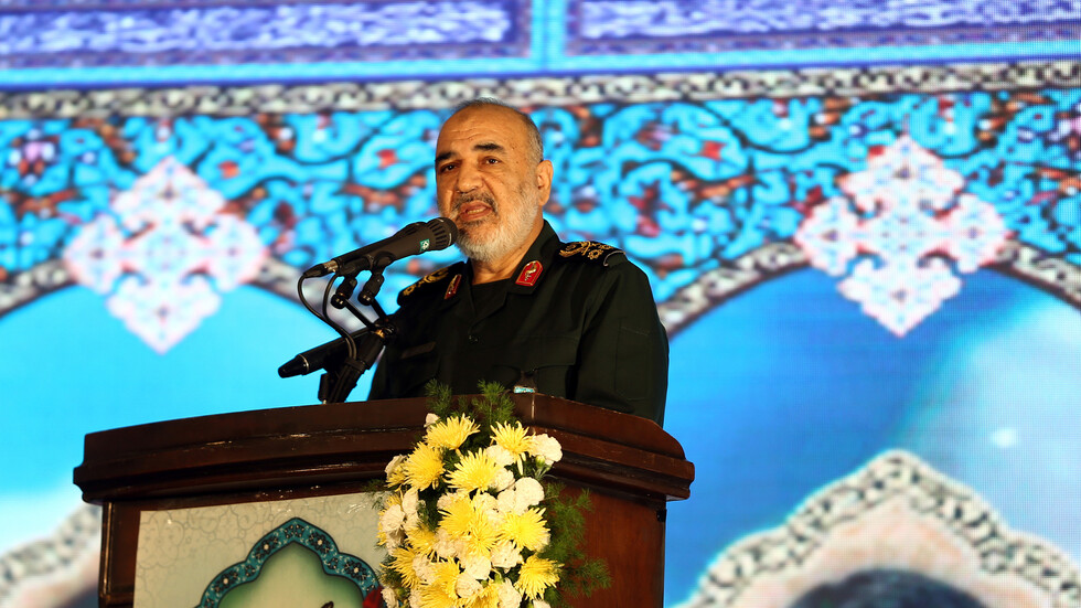 قائد الحرس الثوري: نعمل بجد لضمان أمن الخليج وأي خطأ بالحسابات سيواجه بتكتيكات عسكرية جديدة
