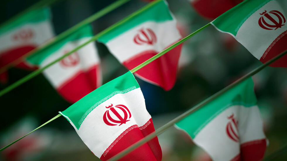 طهران تدين مجزرة "داعش" في باكستان