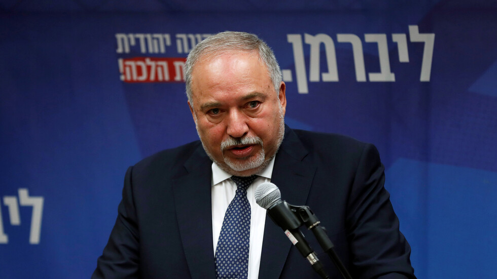 إسرائيل.. ليبرمان يتخوف من تكرار سيناريو 