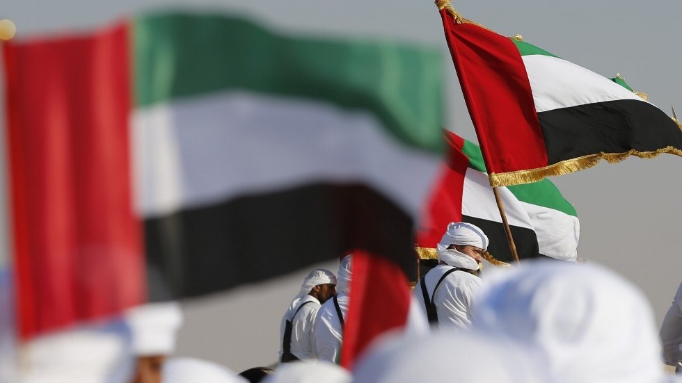 الإمارات تنفي وقوع انفجار في إحدى سفاراتها