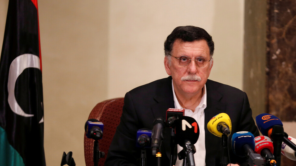 السراج يبحث تشكيل حكومة وحدة وطنية تمهد للانتخابات