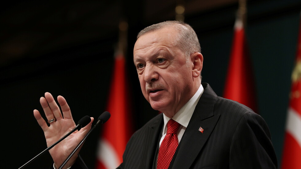 أردوغان يتلقى لقاح كورونا - صور + فيديو