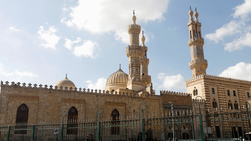 مصر.. باحث في مشيخة الأزهر يحذر من 