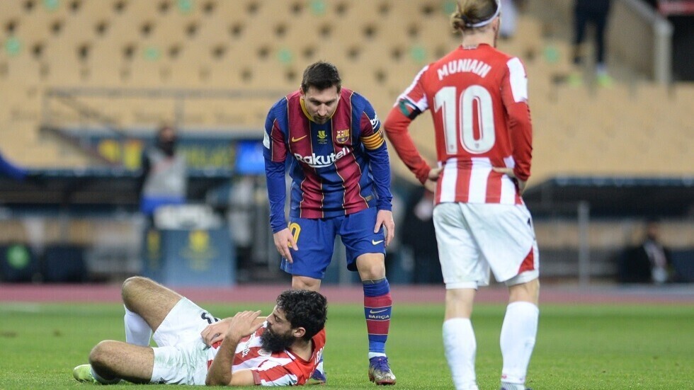 اللاعب الذي تسبب في طرد ميسي لأول مرة في تاريخه يكشف تفاصيل ما حدث بينهما (فيديو)