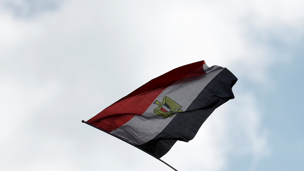 مصر تقرر استئناف أنشطة الشحن والملاحة البحرية مع قطر
