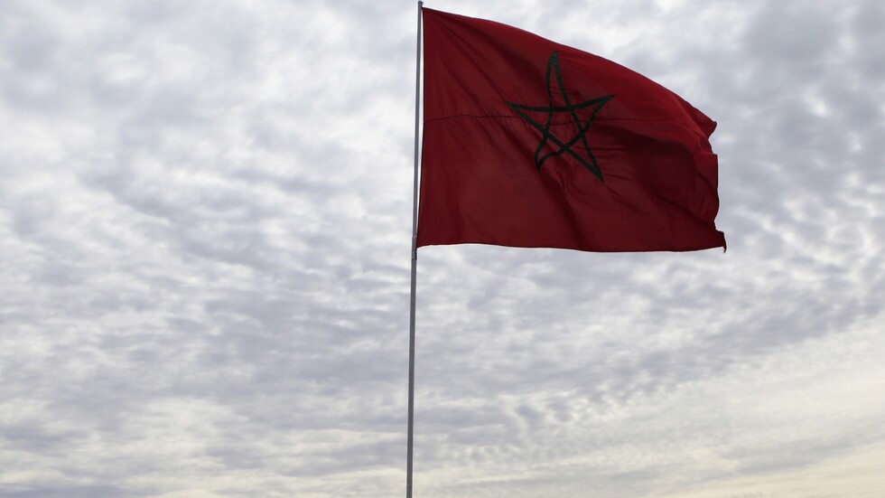 المغرب يعلن إطلاق حملة التلقيح ضد كورونا الخميس