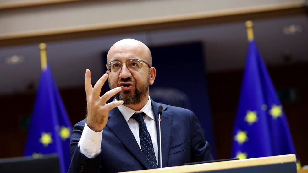 صحيفة: "حرب لقاحات" بين بريطانيا والاتحاد الأوروبي