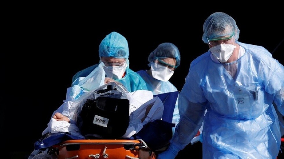 فرنسا تسجل 242 وفاة بكورونا في المستشفيات