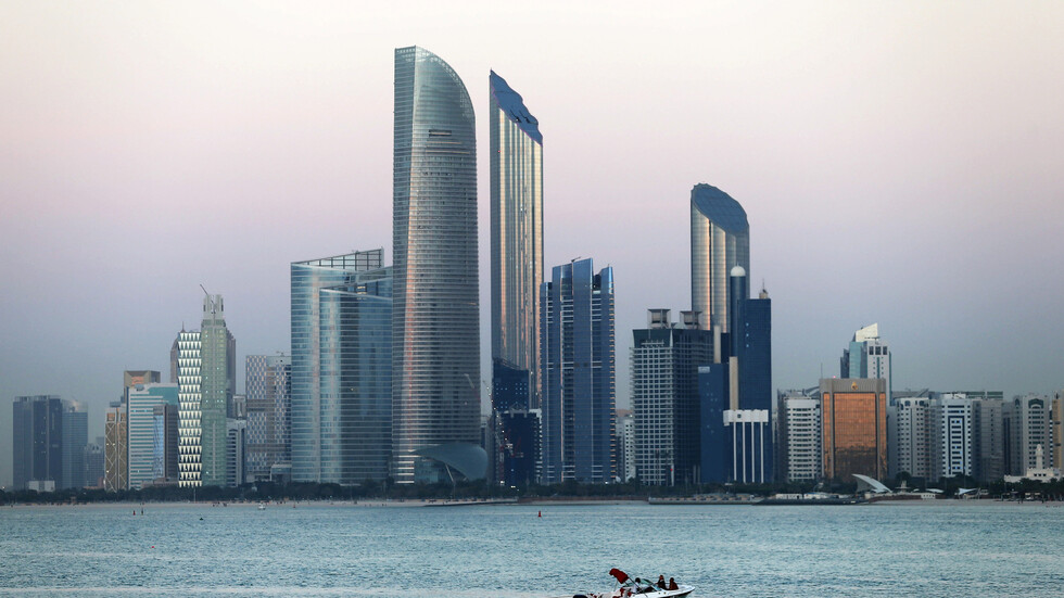 دبلوماسي: 130 ألف إسرائيلي زاروا الإمارات منذ التطبيع
