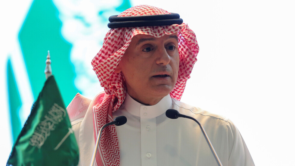 الجبير لبايدن: سنواصل الوقوف معا في وجه أعدائنا المشتركين