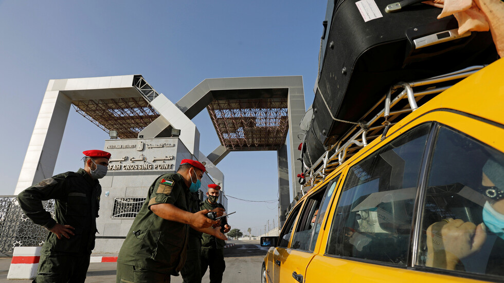 سفارة فلسطين لدى مصر: فتح معبر رفح البري بدءا من الثلاثاء