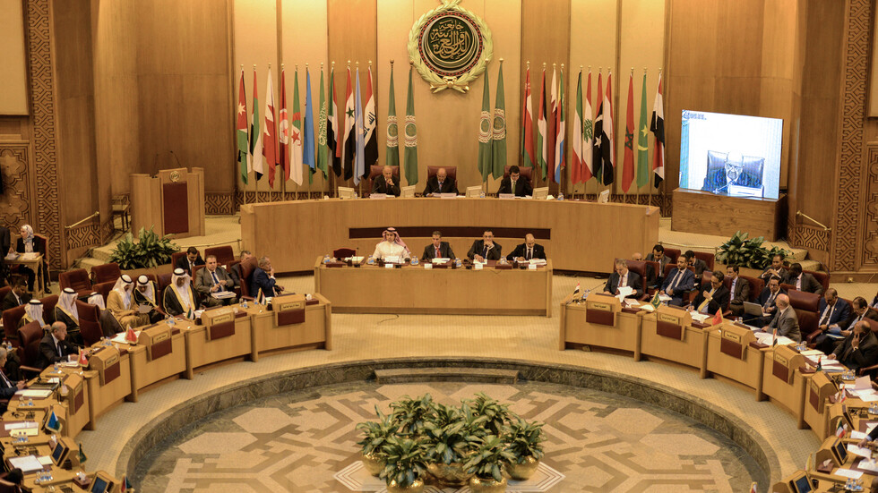 الجامعة العربية تدعو إلى التعجيل باستئناف الحوار بالصومال للتوافق على إجراء انتخابات عامة