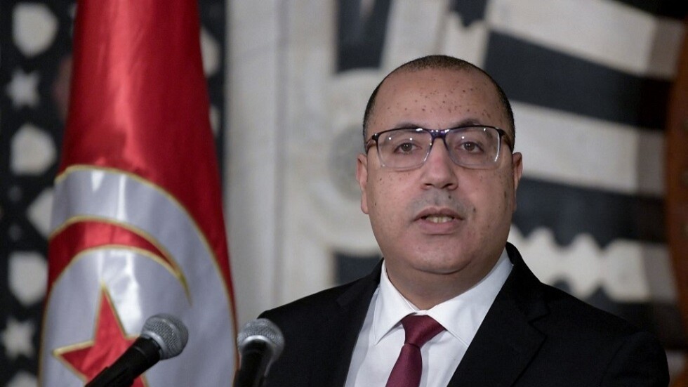 المشيشي: لن أستقيل أنا جندي في خدمة البلاد والجندي ما