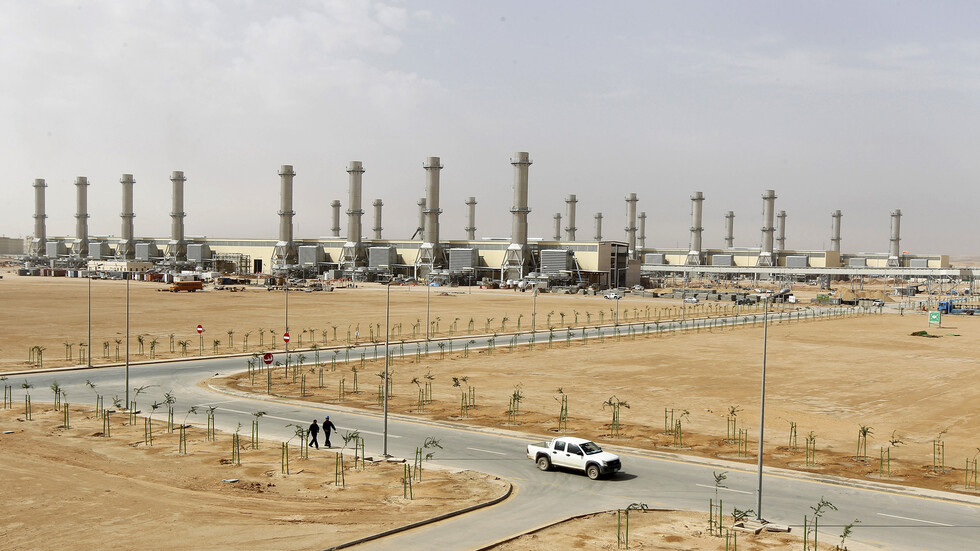 توازن الطاقة المستدامة... السعودية بين "النووي" ومصادر الطاقة الأخرى
