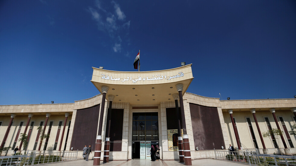 القضاء العراقي يصدر حكما بالإعدام مرتين على امرأة رمت طفليها بالنهر